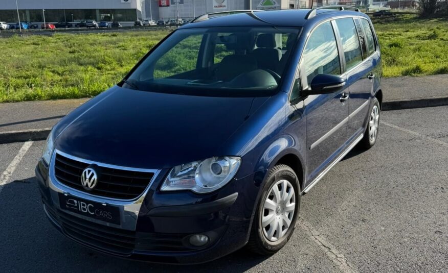 VOLKSWAGEN TOURAN 1.9 TDI  CONCEPTLINE