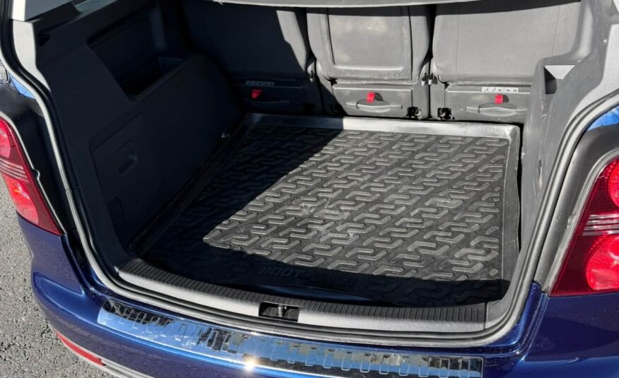VOLKSWAGEN TOURAN 1.9 TDI  CONCEPTLINE