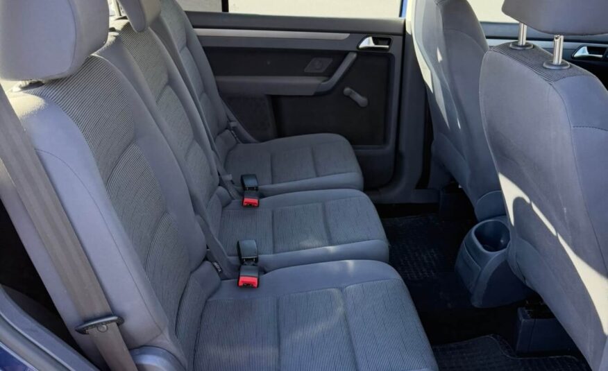 VOLKSWAGEN TOURAN 1.9 TDI  CONCEPTLINE