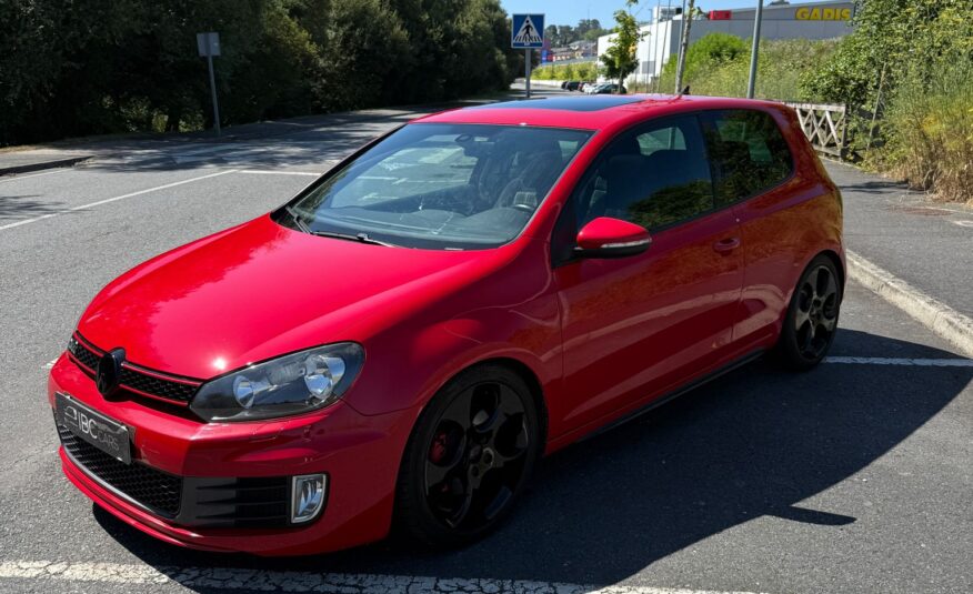 VOLKSWAGEN GOLF GTI VI 2.0 TSI 210CV